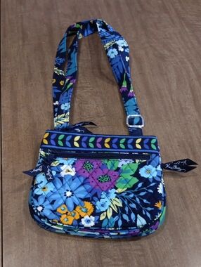Vera Bradley Navy Floral Quilted Crossbody